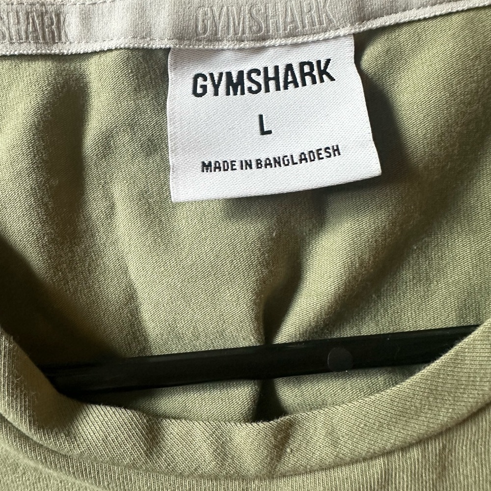 Gym Shark Tee Shirt - Picture 2 of 2